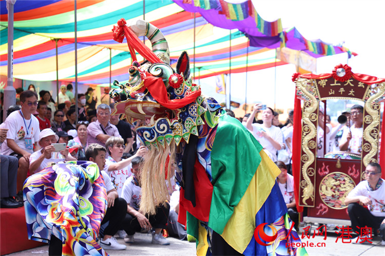 ������ݴ���ӭ���ɸ�������Ԣ�⡣������ ��С����