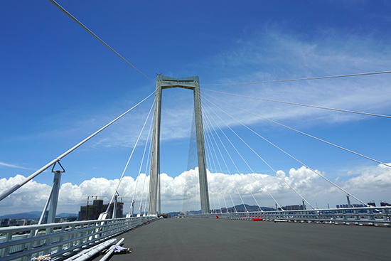 ���ڽ����е�����ͨ���������� �����