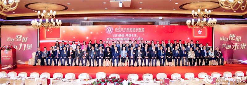 ��۱�����УУ�����˾��г���һ������䡣�����췽��ͼ��