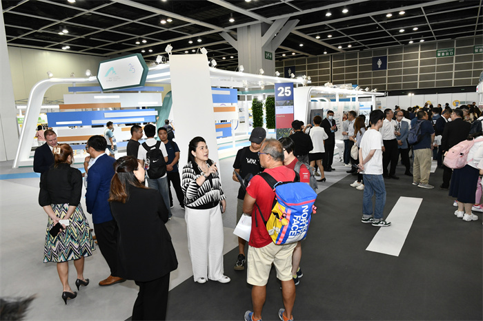 ��һ��3�յ�ְҵ�������У�50��һ�����˾���ṩ��6500��ְλ��ȱ������ۻ��������ֹ�ͼ��