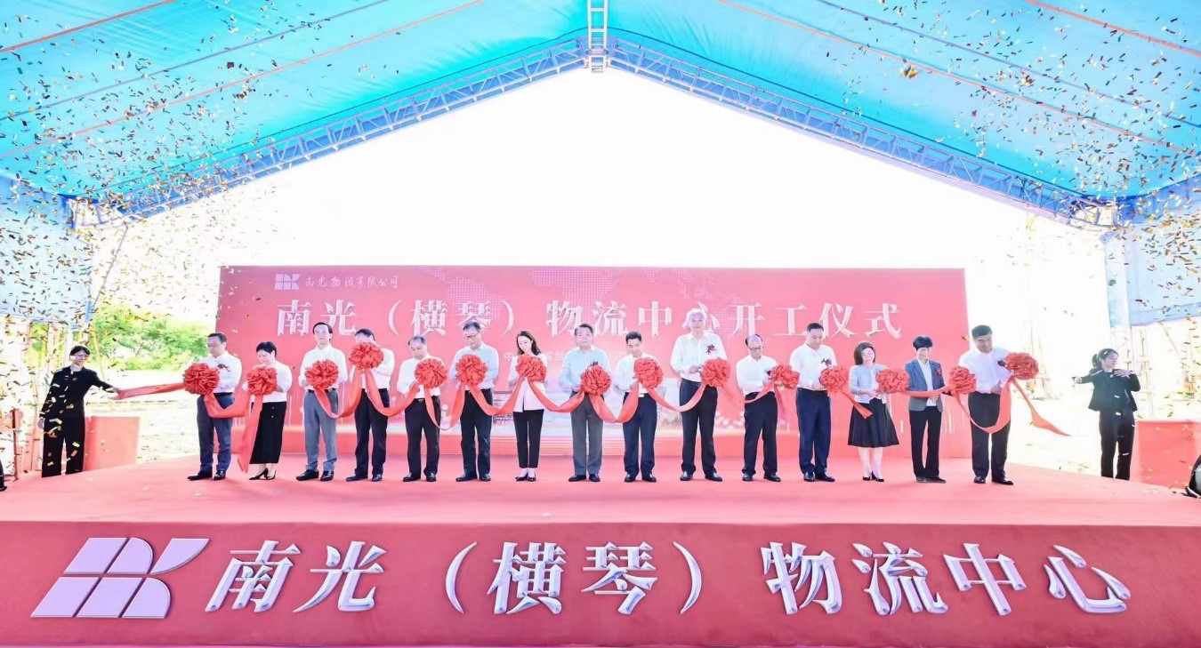 �Ϲ⣨���٣�����������Ŀ������ʽ�ֳ����Ϲ⼯�Ź�ͼ