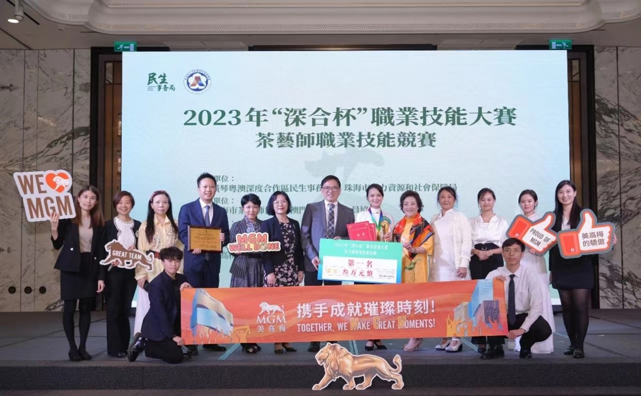 ��ѡ����α���Ӱ�����췽��ͼ