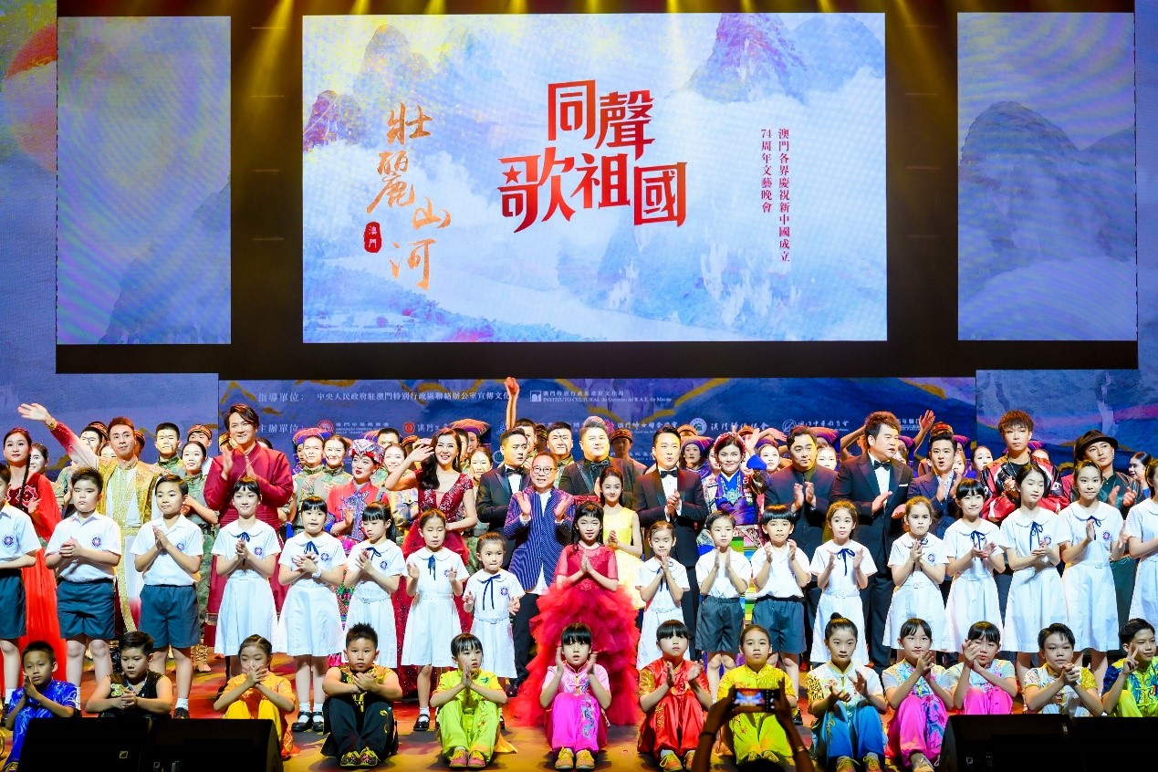 ͼΪȫ����ְ��Ա�ڡ�������������ա�������Ϊ���ử��Բ����š������췽��ͼ��