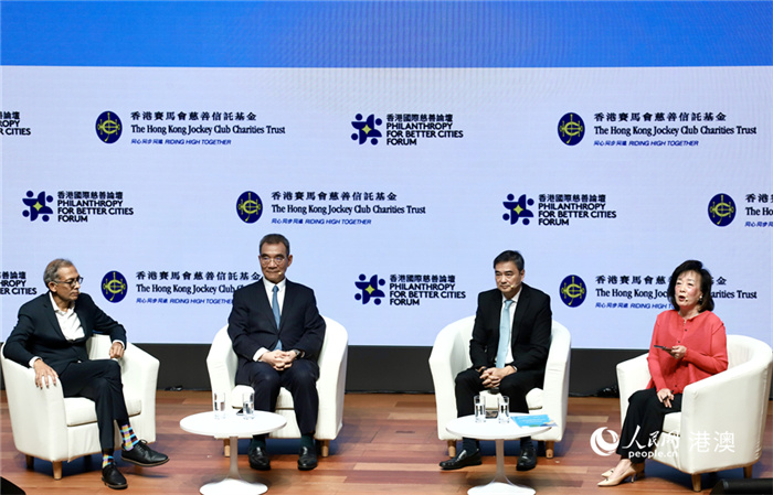 2019ŵ��������ѧ���������ȼ��ء����ɼ���Abhijit Banerjee�����ڡ�������ѧ�½ṹ����ѧ�о�ԺԺ���������ڡ�̩��ǰ��������ʵ��άէ���ߣ�Abhisit Vejjajiva�����������Э��߼�������?����ʿ�Ի��������� ����������