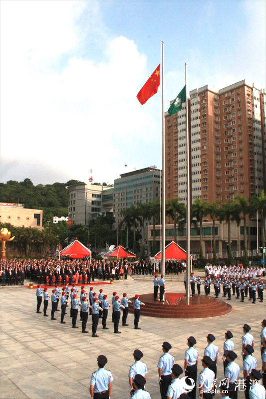 ͼΪ�������������ڽ������㳡������������ʽ������������ �Ƽ���