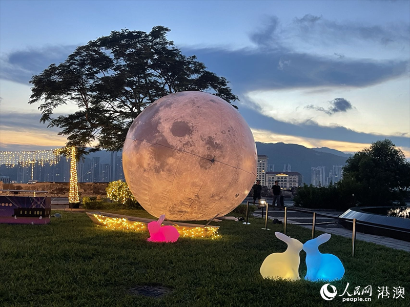 ͼΪ���¹��µĴ���̨�����ۡ����������� ����÷��