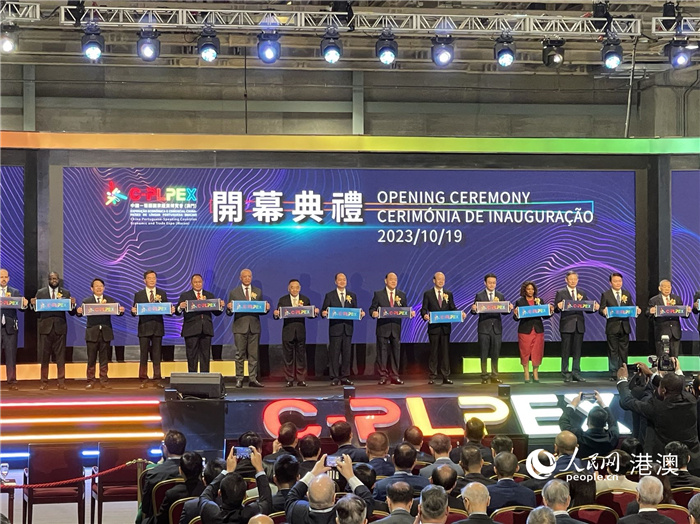 ͼΪ����һ���й���������Ҿ�ó�����ᣨ���ţ�����Ļʽ�ֳ������������� ����÷��