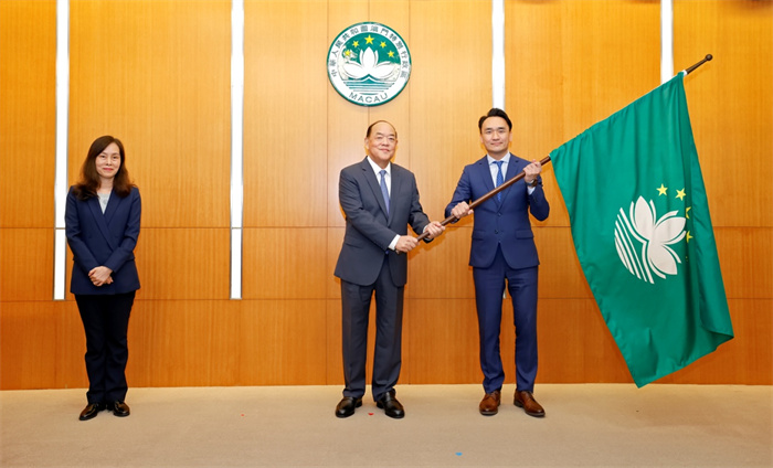 ��һ��������������������졣�������������������귢չ�ֹ�ͼ��