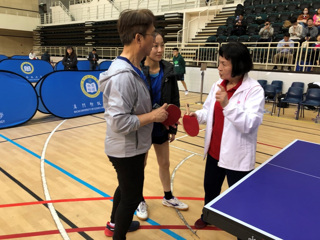 ֣��֮���ң�������ΰ���󣩽����򼼡����췽��ͼ