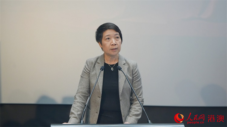 �������������Ļ��־ֳ��������´ǡ������� ��С����