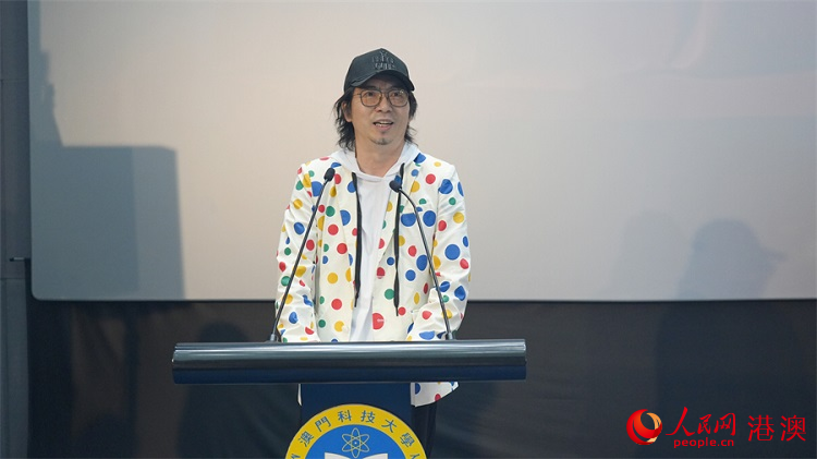 ���Ź���ϲ��ڷ����ˡ������黨��ʼ���ų��´ǡ������� ��С����