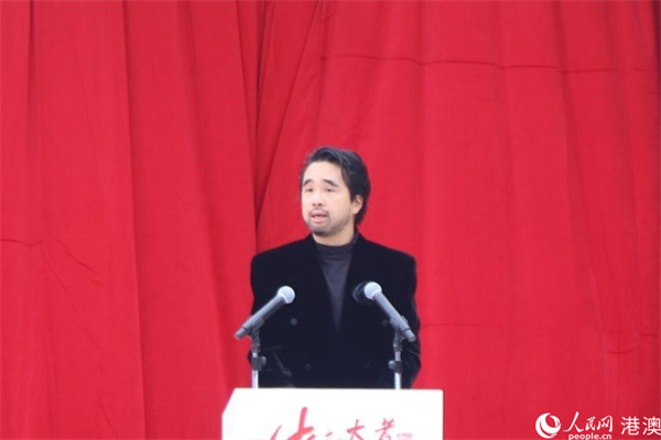 ����Ļ�����ʢ��ίԱ����ϯ֣־���´ǡ������� �������� ��