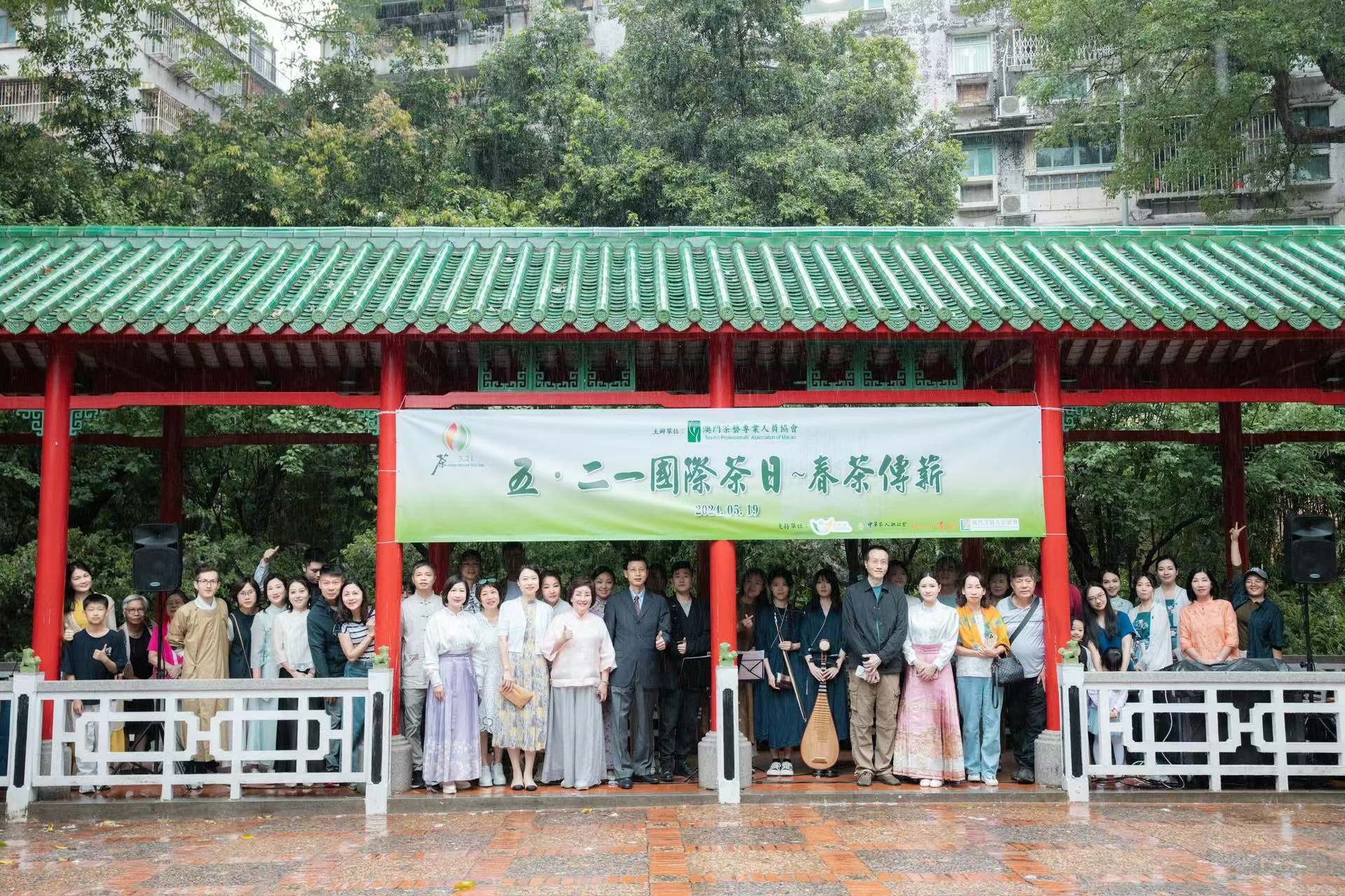 ͼΪ���Ļ�ֳ��������Ų���רҵ��ԱЭ�ṩͼ��