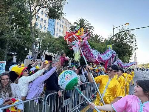 ��������������˹�����ڻ����������������ξֹ�ͼ