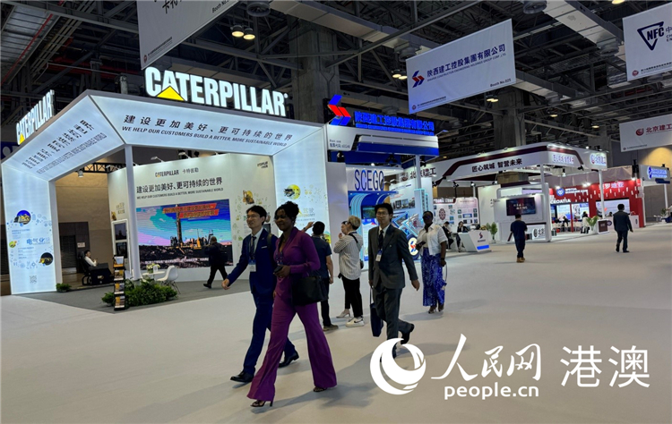 ͼΪ���α�������ʻ�����̳չ���������������߸���÷�㣩