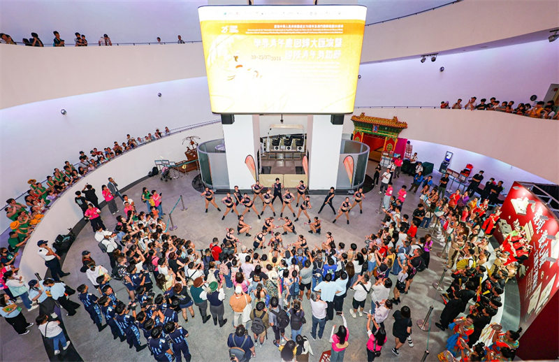 ͼΪ�ڰ��ſ�ѧ�ݵ��赸�������ݡ��������������������귢չ�ֹ�ͼ��