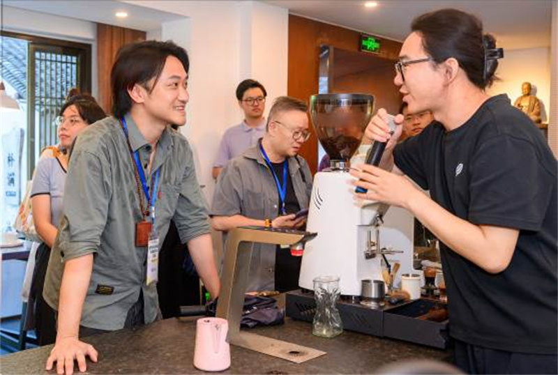 ͼΪ���š���ɽ��������㷺���뽻�������������귢չ�������Ĺ�ͼ��