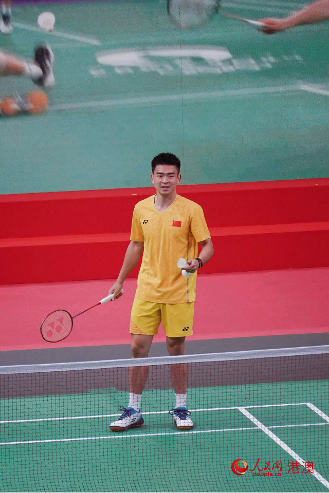 ��ƹ�����˶���Ŀʾ����У������˶�Ա֣˼ά���ƴ����������� ����������