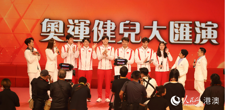 ������Ӿ�ӵĴ����ų�Ա����ǳ��������� ��С����