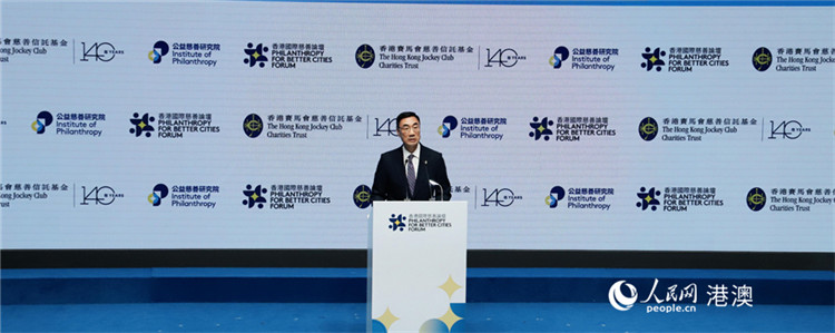 ͼ3.�����������ϯ���Ӻ��ڿ�Ļ��ʽ���´ǡ������� ��С�� ��