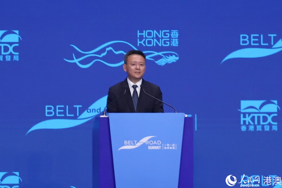 ����Ժ����ί�����ι�ƺ�´ǡ������� ������ ��