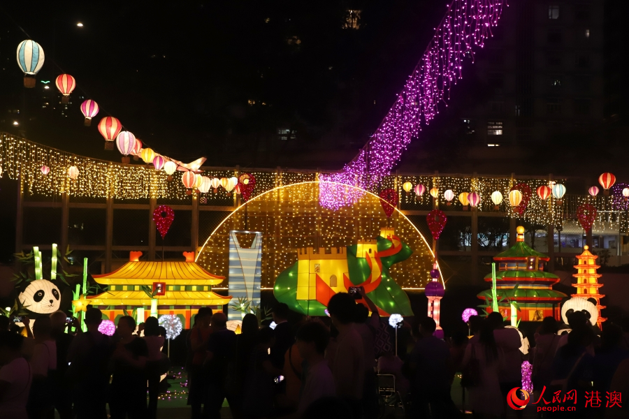 �����ڵ�Ԫ�صġ��С����⻨�����������������ա������� ����������