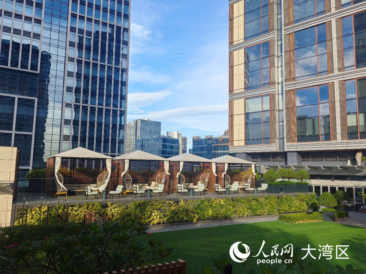 前海嘉里中心一处景观。人民网记者 王晶摄