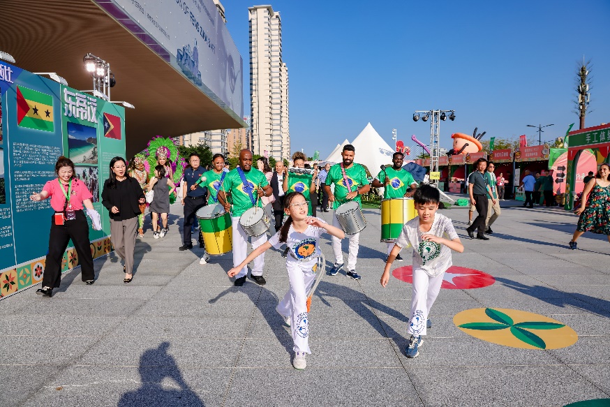 巴西热舞表演。主办方供图