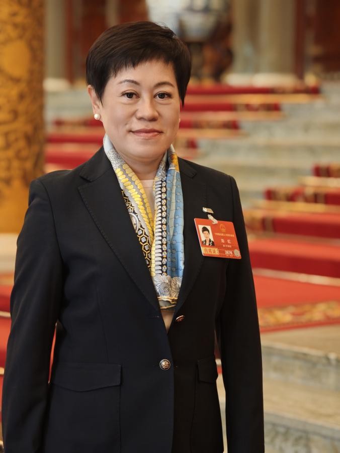 全国人大代表、澳门濠江中学副校长陈虹。受访者供图