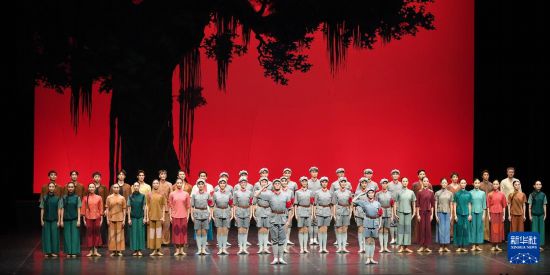 1��10�գ���Ա�ڱ��ݽ���ʱлĻ���»������ ���� ��